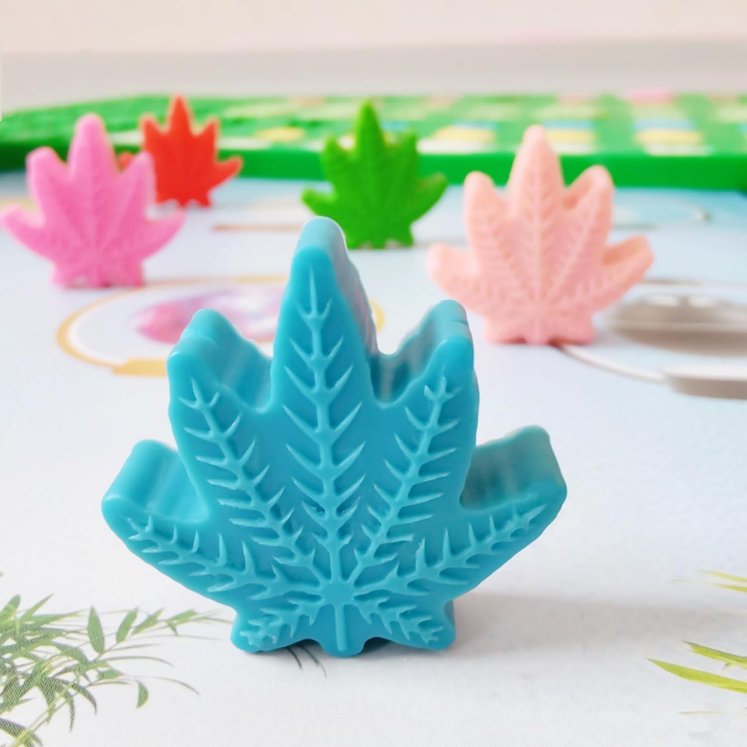 Leaf Silicone Molds For Chocolate Gummy Candy, Leaf Wax Melts Molds with Scraper (70 Cavities, Green)