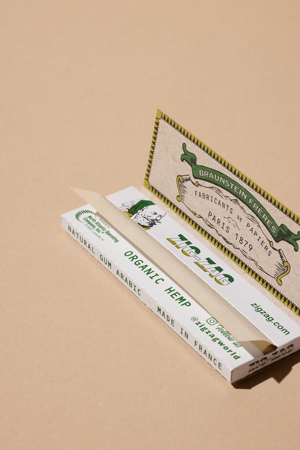 ZIG-ZAG Organic Hemp Rolling Papers -Vintage, 1 1/4 Size | Slow Burning, Limited Edition, 5-Pack, 50 Sheets per Booklet