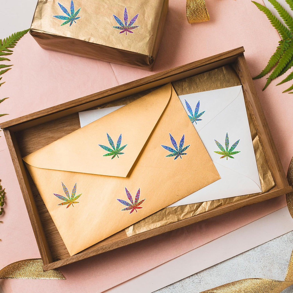 Weed Marijuana Stickers for Adult - 1 Roll 1000pcs Green Weed Decal Decorations, Cute Leaf Vinyl Sticker Label for Laptop Water Bottle Car Luggage Skateboard Party Decor Gift (Green)
