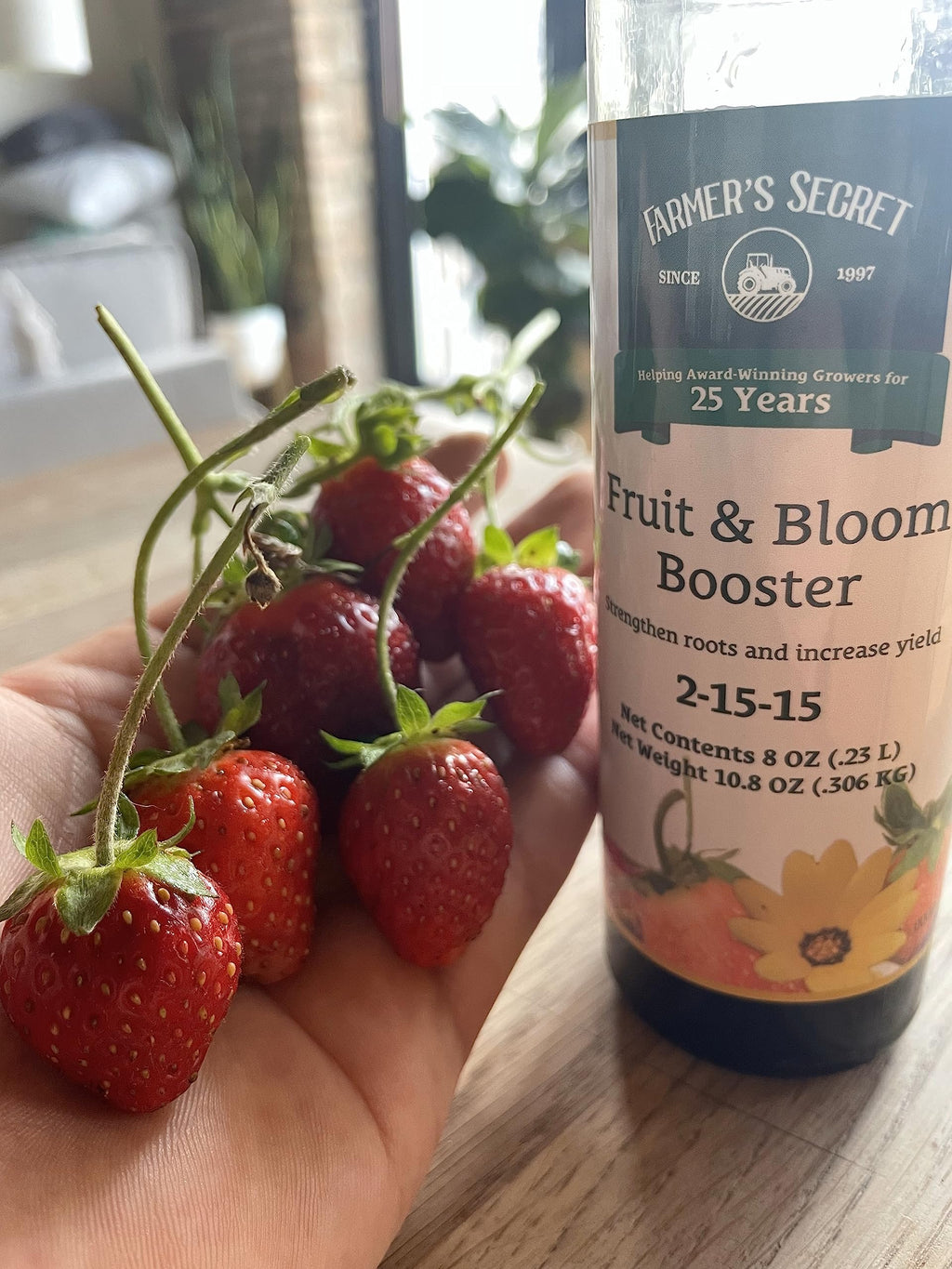 Farmer’s Secret Fruit & Bloom Booster Fertilizer - Super Concentrated - Boosts Flowering and Yield on All Varieties of Fruits, Vegetables and Flowers (32oz)